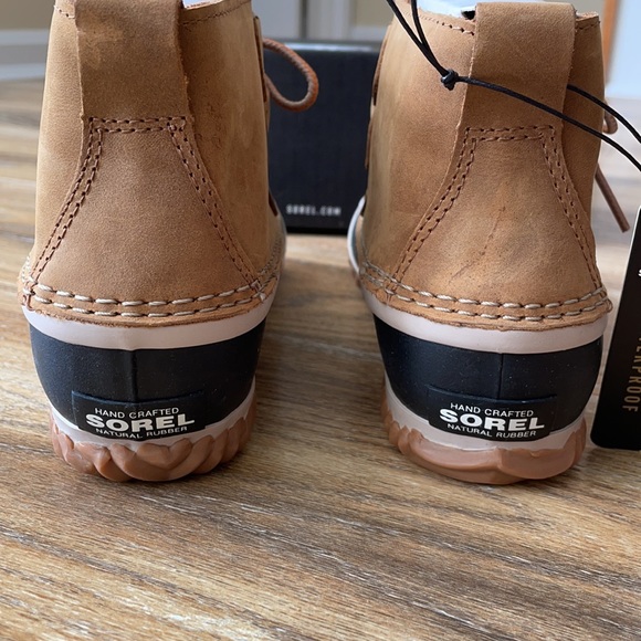 Sorel Out N’ About Duck Boot in Elk NWT - Picture 8 of 12